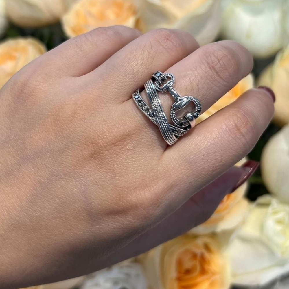 SILVER BLACK CRYSTAL RHINESTONE ART DECO GOTHIC BELT KNOT MODERN STATEMENT RING